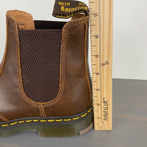 Dr. Martens Chelsea Boots Crazy Horse Brown Leather W8 M7 Slip Resistant NEW - Picture 13 of 13